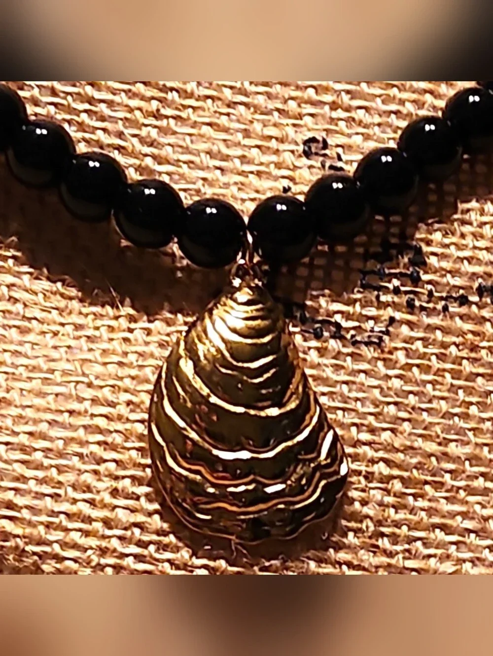 MAYAMAR Black Agate Beaded Gold Shell Pendant Necklace